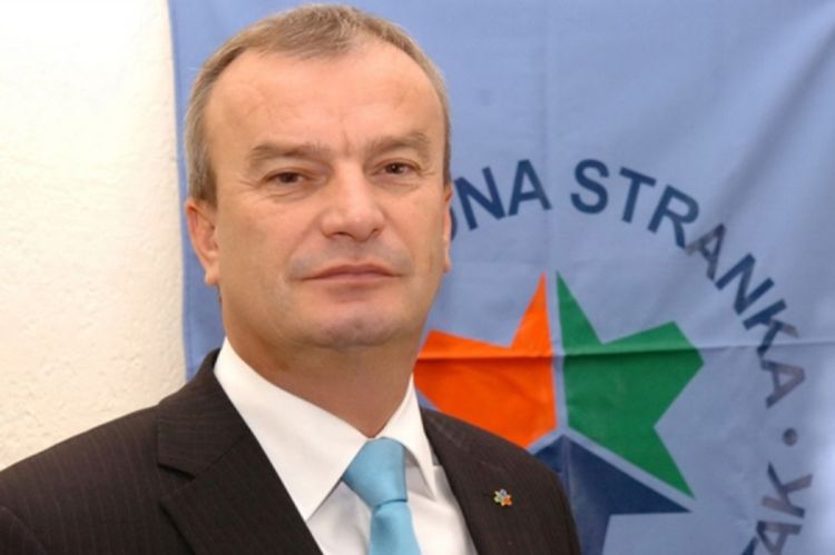 Lijanović strankama iz RS "ponudio" četiri ministarska mjesta