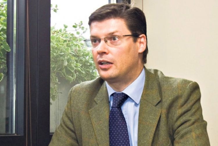 Ker-Lindzi: Podjela Kosova logično rješenje