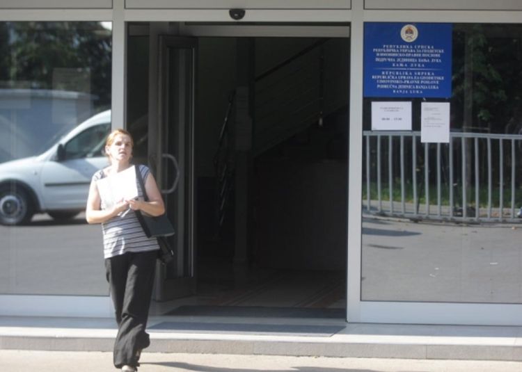 Uredbom Vlade RS oživljena zemljišna administracija
