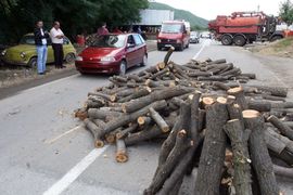 Redžepi: U pripremi plan za uklanjanje barikada