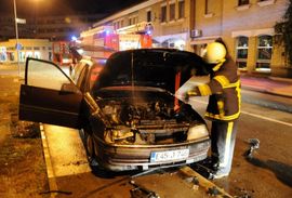 Zapalio se auto u centru Prijedora
