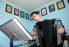 Jovan Kočić peti harmonikaš svijeta