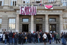 Studenti i dalje blokiraju Filološki fakultet