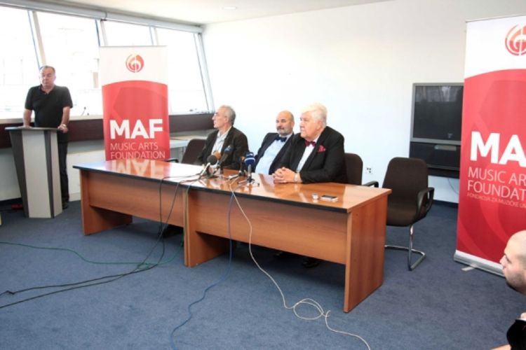 Osnovana fondacija za pomoć muzici