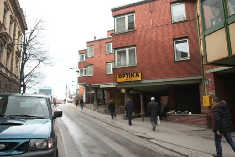 Protiv FBiH novih 14 tužbi zbog vojnih stanova