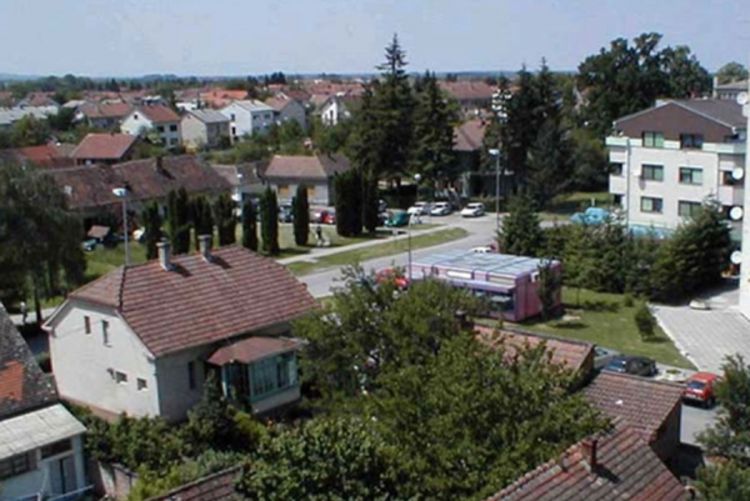 Prevrnula se cisterna s amonijakom