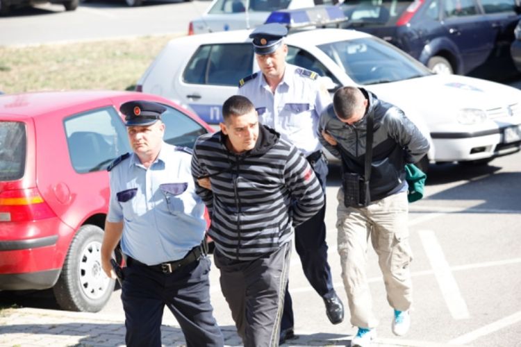 U pritvoru zbog droge i oružja