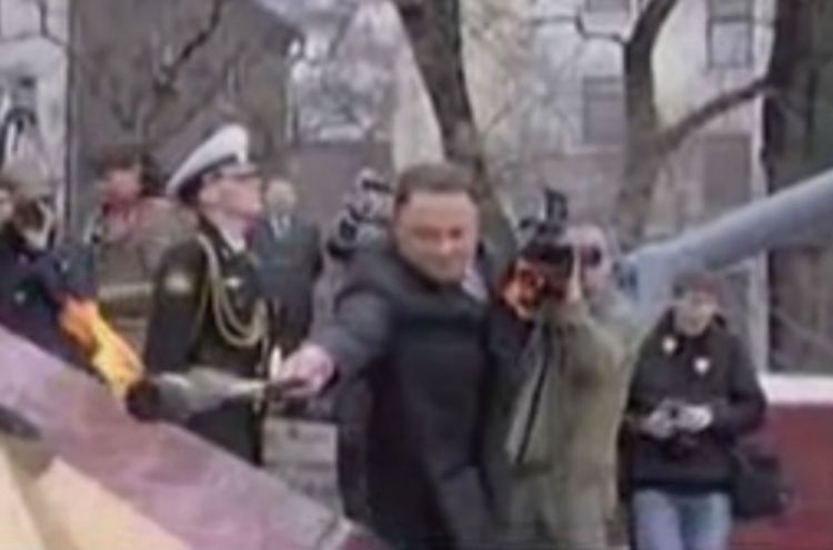 Vječna vatra ponovo upaljena (Video)