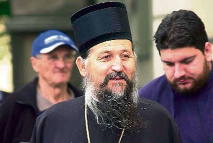 Pahomije nije osuđen za pedofiliju, dječacima po milion dinara