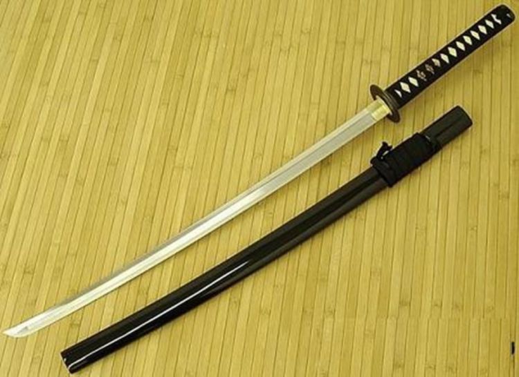Samurajskim mačem ubio policajku i ranio dvoje ljudi