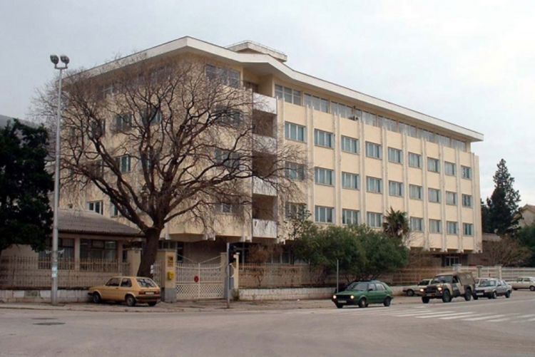 Sindikat: Fabrika duhana Mostar puštena da propadne