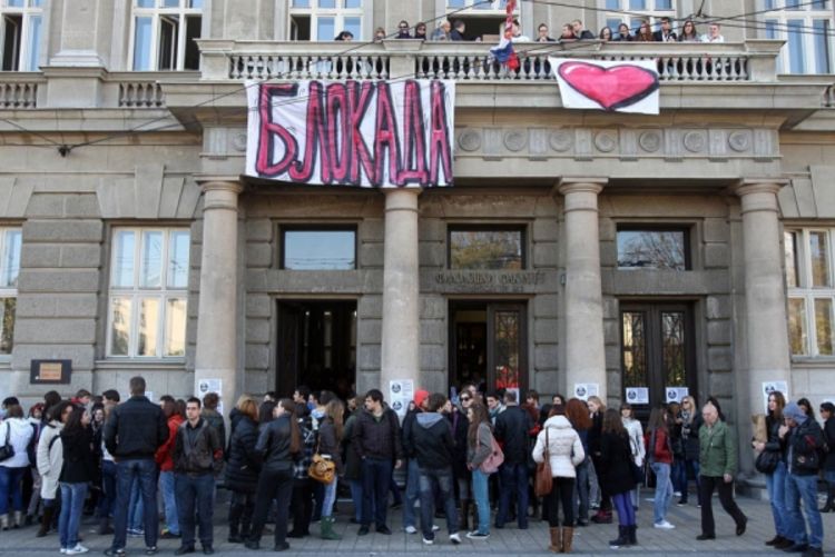 Studenti i dalje blokiraju Filološki fakultet