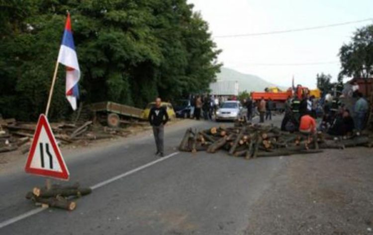 Danas o zahtjevu Kfora za uklanjanje barikada