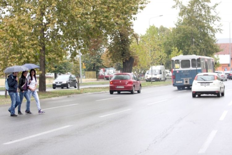 Desetine učenika rizikuju živote