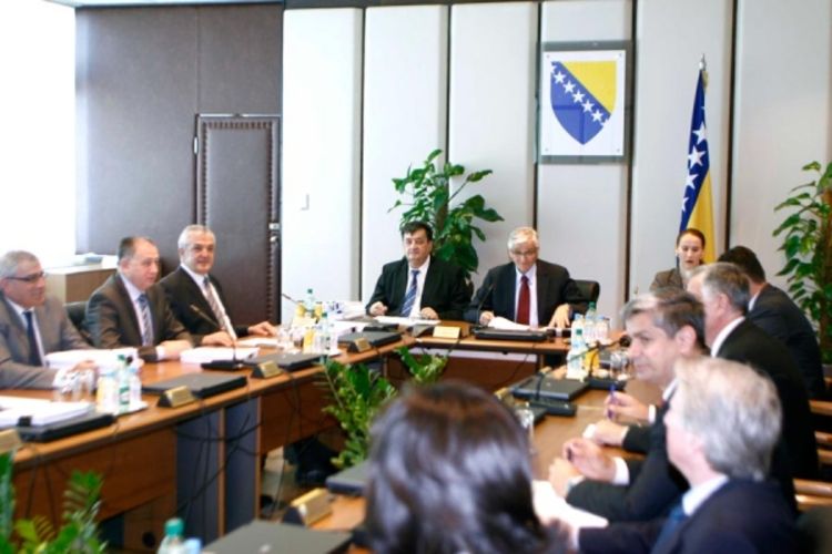 Pola miliona KM za 15 sati rada Savjeta ministara