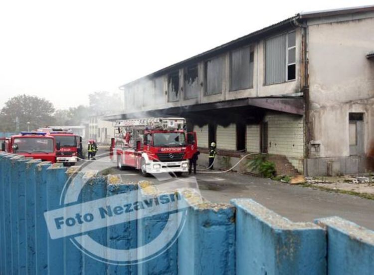 Veliki požar u zgradi banjalučke Mljekare (Foto)