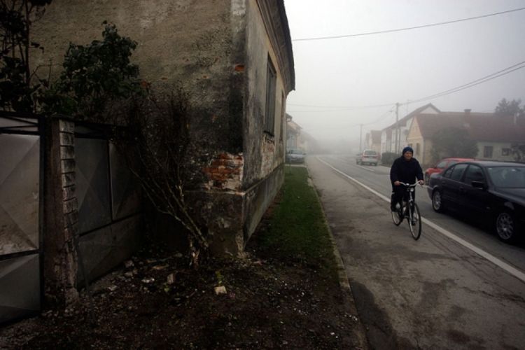 Djevojci bez vozačke dozvole dao automobil pa poginuo