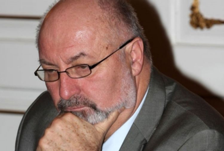 Uzelac: Srbi moraju izaći iz izbornog geta