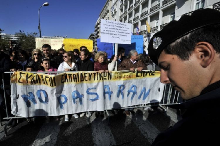 Grci isplatili osam milijardi evra "mrtvim dušama"
