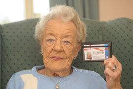 Starici (92) nisu vjerovali da je punoljetna