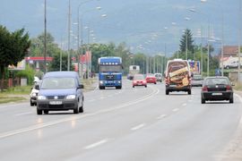 Klizavi kolovozi, magla smanjuje vidljivost
