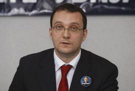 SRS: Krivični postupak protiv Tadića, Cvetkovića