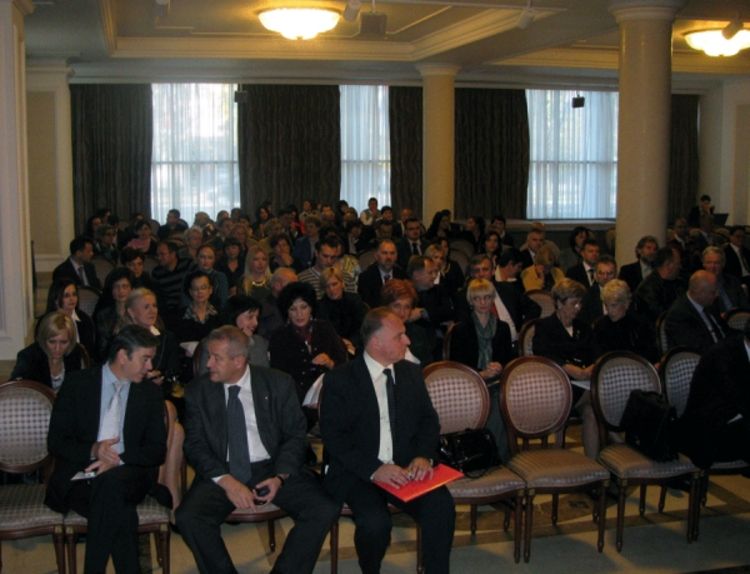Više od polovine stanovništva RS ima prekomjernu tjelesnu  masu