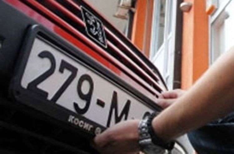 Za tri dana ukrao 17 registarskih tablica