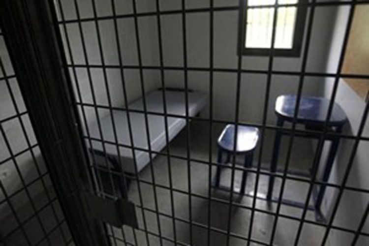 U sukobu bandi ubijeno osam zatvorenika i oteti policajci