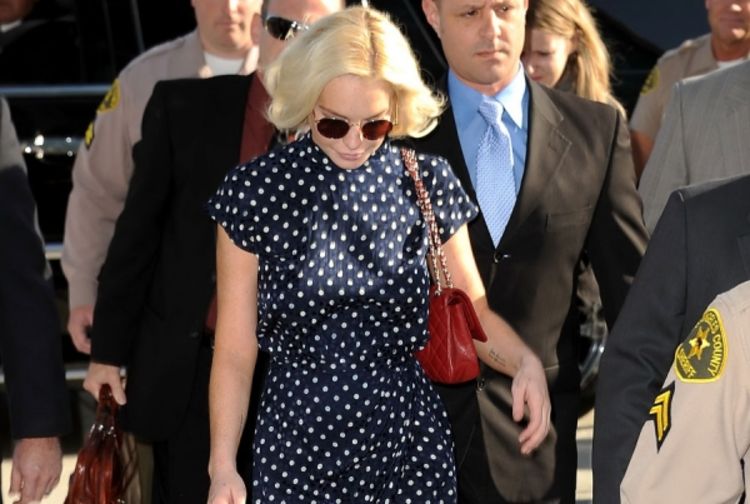 Lindzi Lohan provela samo par sati u zatvoru