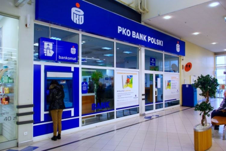 Uporni penzioner traži da banke puštaju u svoj WC i klijente
