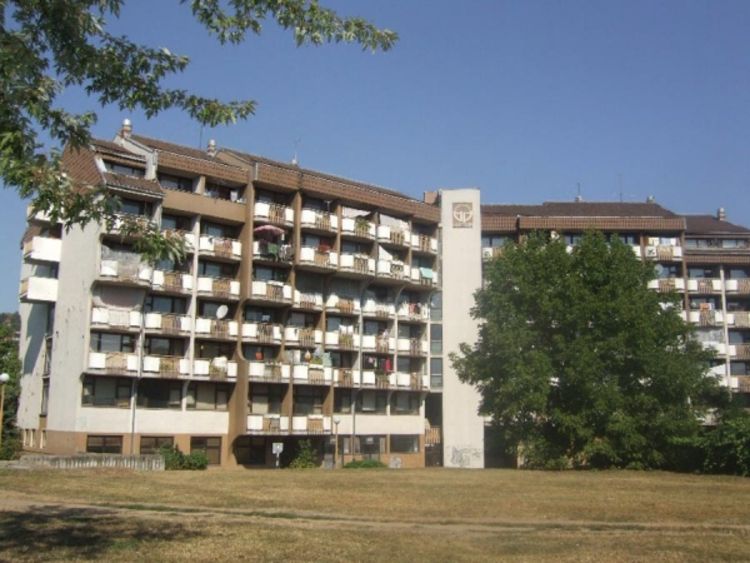 Penzioneri traže da im vrate dom