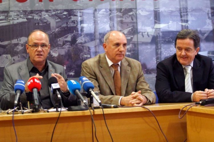 Vlada KS odustala od poskupljenja vode i grijanja, moguće ostavke