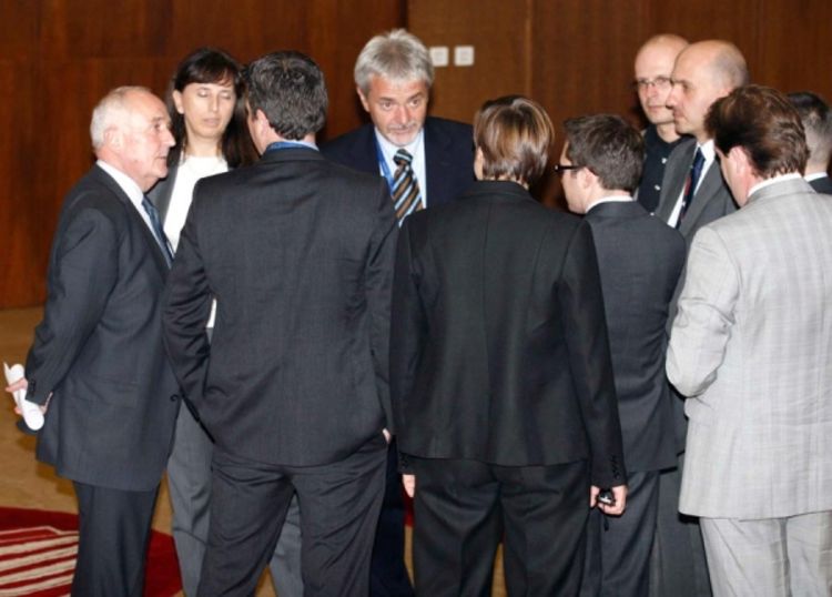 Veći dio sastanka o reformi pravosuđa bez delegacije RS