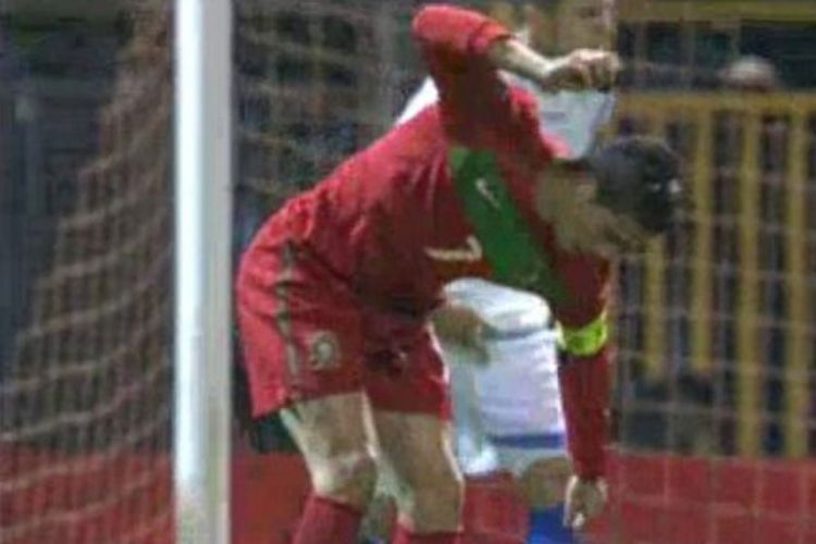Busen trave koji je naljutio Ronalda prodan za 5.000 evra (Video)