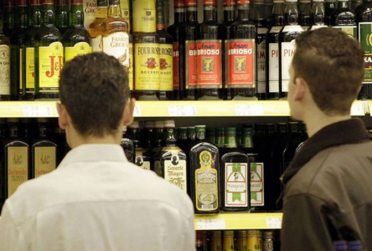 Trinaestogodišnjakinja najmlađi alkoholičar u Makedoniji