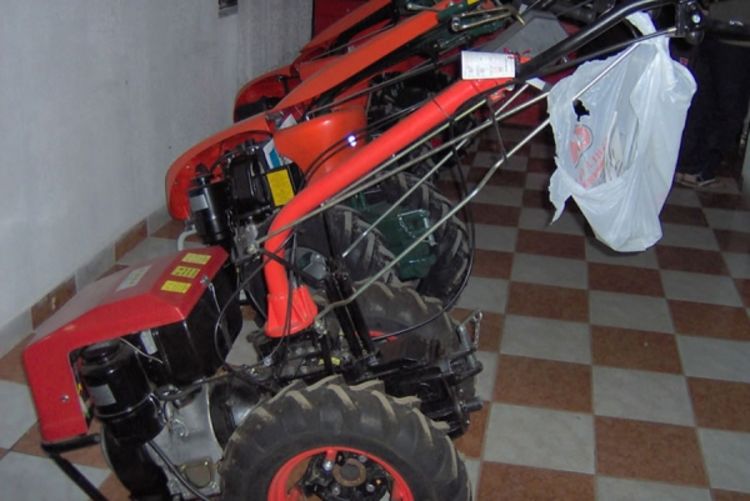 Foča: Motokultivatori za 11 poljoprivrednika