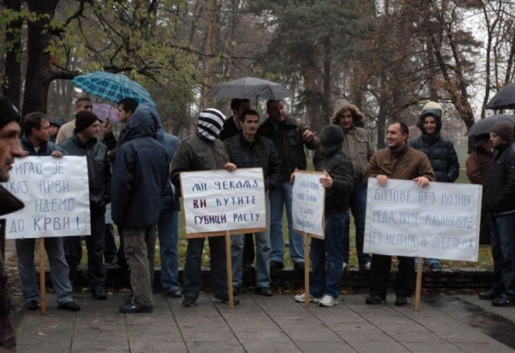 Uprava uručuje otkaze mašinovođama (Foto)
