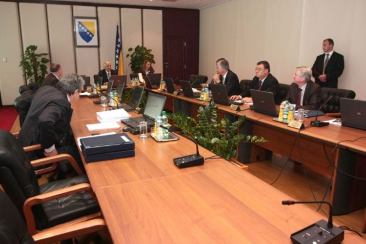 Dnevnice u bh. institucijama skresaće sa 50 na 25 KM