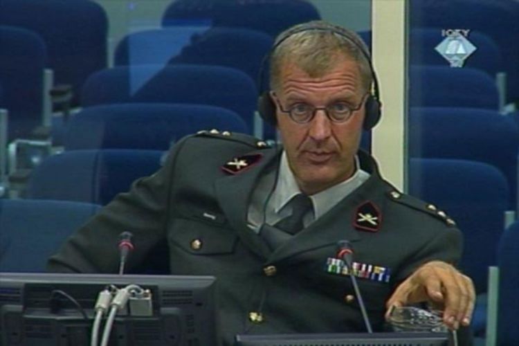 Holandski oficir: Mladić prijetio i nama i Bošnjacima