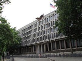 London: Hapšenja demonstranata pred američkom ambasadom
