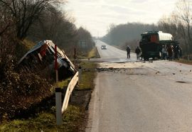 Prijedor: Vozač autobusa teže povrijeđen, 12 putnika pušteno kućama