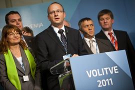Slovenke "okupirale" parlament