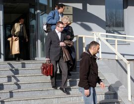 I inspektorka iza rešetaka