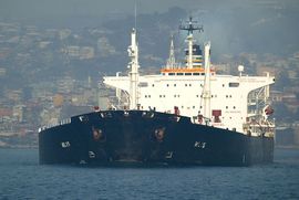 Somalijski gusari oslobodili italijanski naftni tanker