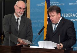 Budžet FBiH skoro dvije milijarde KM