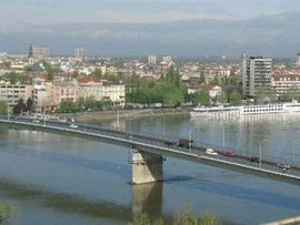 Zvonko Bogdan i Bajaga nastupiće na trgu u Novom Sadu