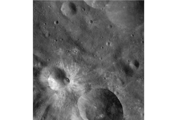 Asteroid Vesta zapravo planeta?