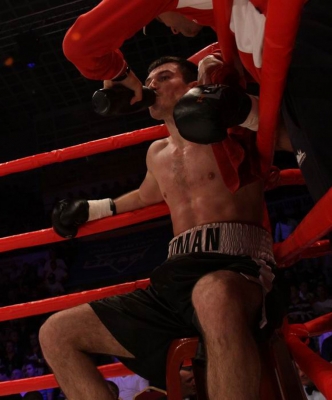 Preminuo bokser Roman Simakov