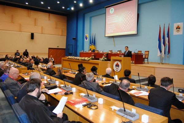 BiH se gradi od povjerenja među ljudima